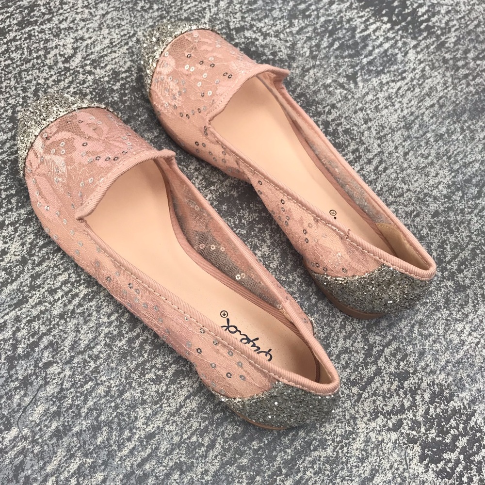 💥NEW ARRIVAL SALE💥Pink & Glitter Dressy Flats - Picture 4 of 7